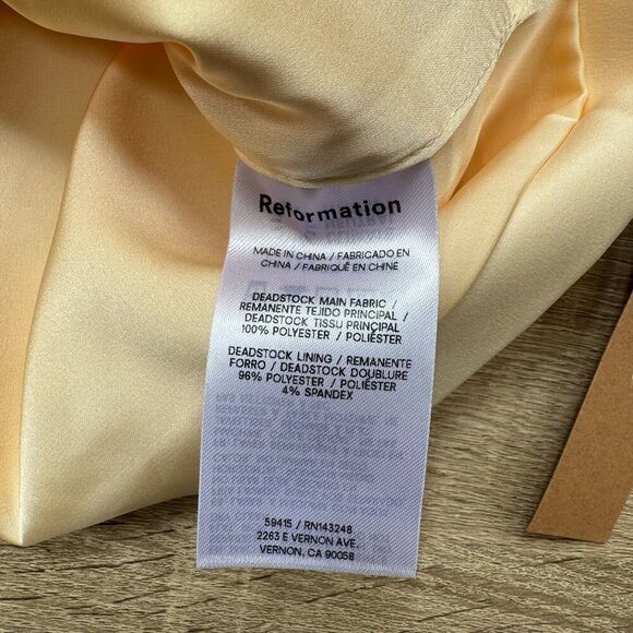 NWT Reformation Carla Low Waist Belted Satin Skirt Mini Short Cream Sugar 0 - Picture 5 of 10